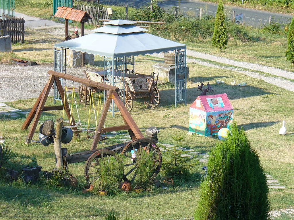 Balkanets  Guest House Alfa Daniel מראה חיצוני תמונה